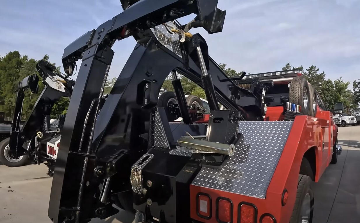 Heavy-Duty Towing in Sunrise, FL